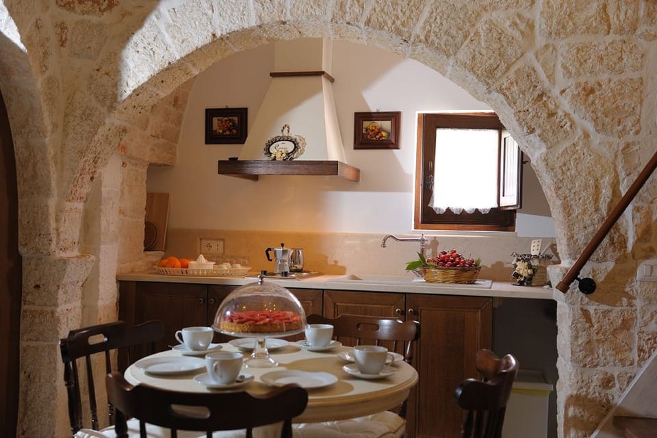 Trullo 2 Adults | Private kitchen | Fridge