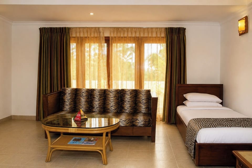 Family Room | Egyptian cotton sheets, premium bedding, down comforters