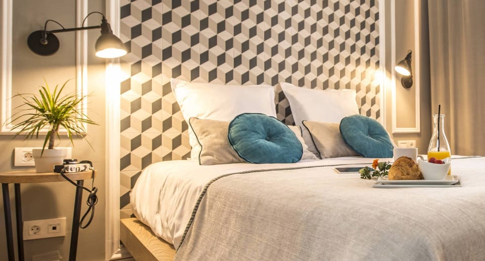 Minibar, in-room safe, blackout drapes, soundproofing