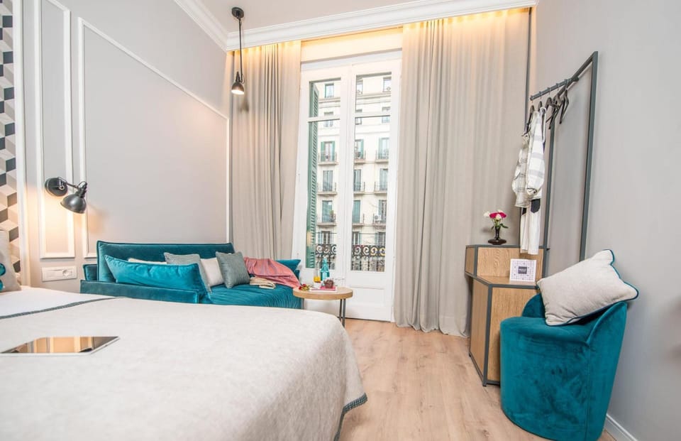 Minibar, in-room safe, blackout drapes, soundproofing