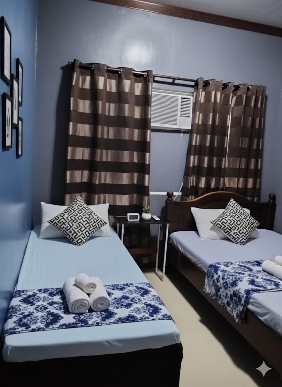 Premium bedding, desk, free WiFi, bed sheets