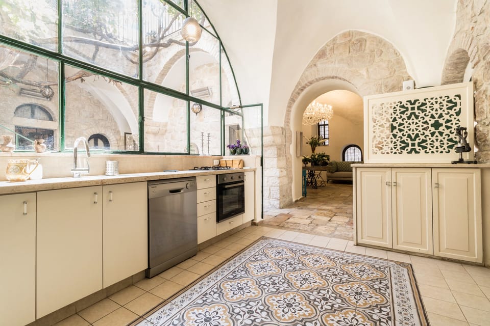 Luxury Villa, 3 Bedrooms | Private kitchen | Fridge, microwave, oven, stovetop