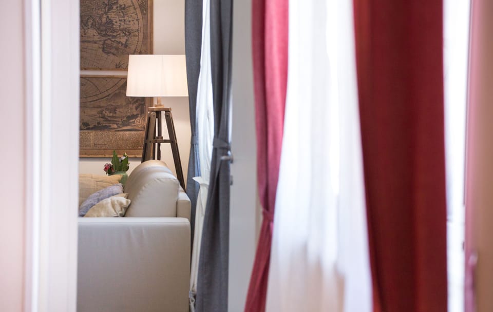 Family Apartment, 2 Bedrooms | Living room | Flat-screen TV