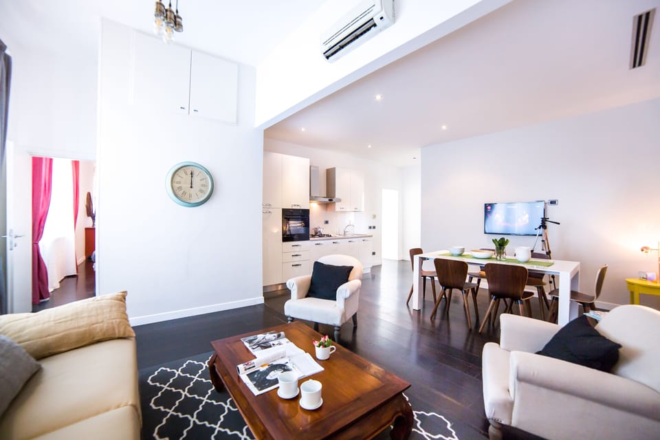 Family Apartment, 2 Bedrooms | Private kitchen | Full-size fridge, microwave, oven, stovetop