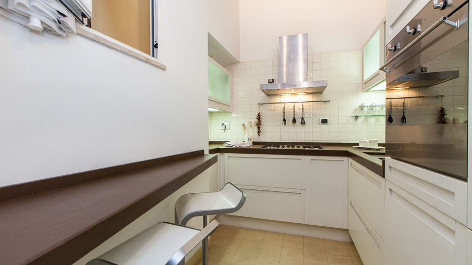 Apartment, 2 Bedrooms | Private kitchen | Full-size fridge, microwave, oven, stovetop