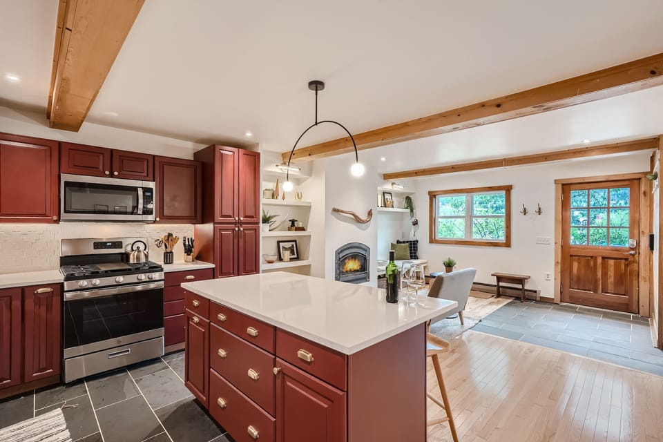 Condo, 2 Bedrooms | Private kitchen | Fridge, microwave, oven, dishwasher