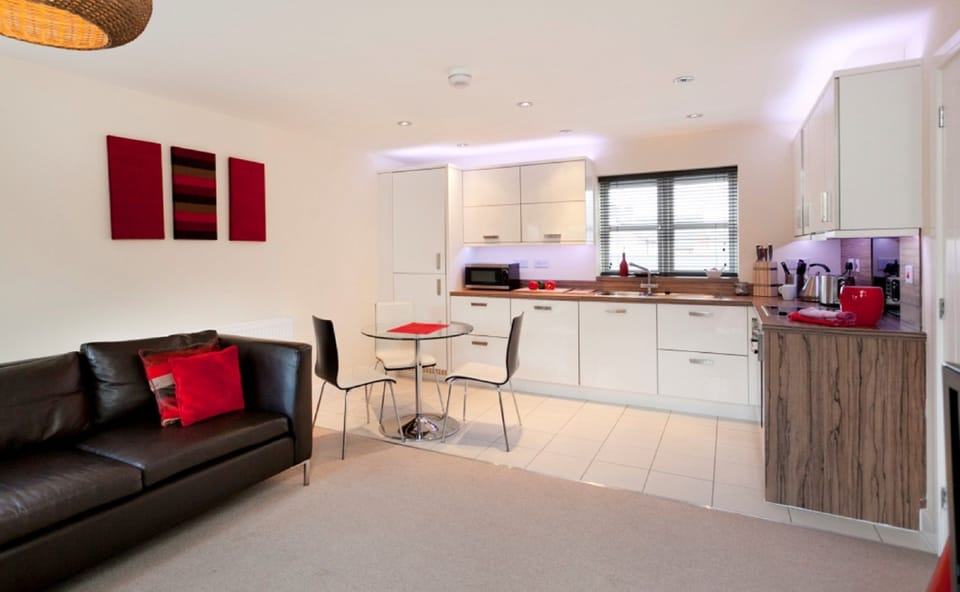 Apartment, 2 Bedrooms | Living area | Flat-screen TV