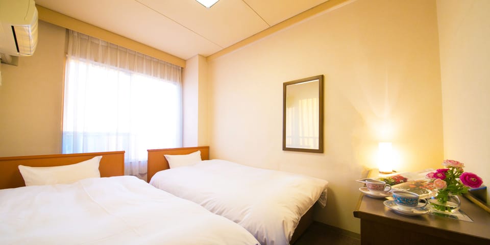 Down comforters, desk, free WiFi