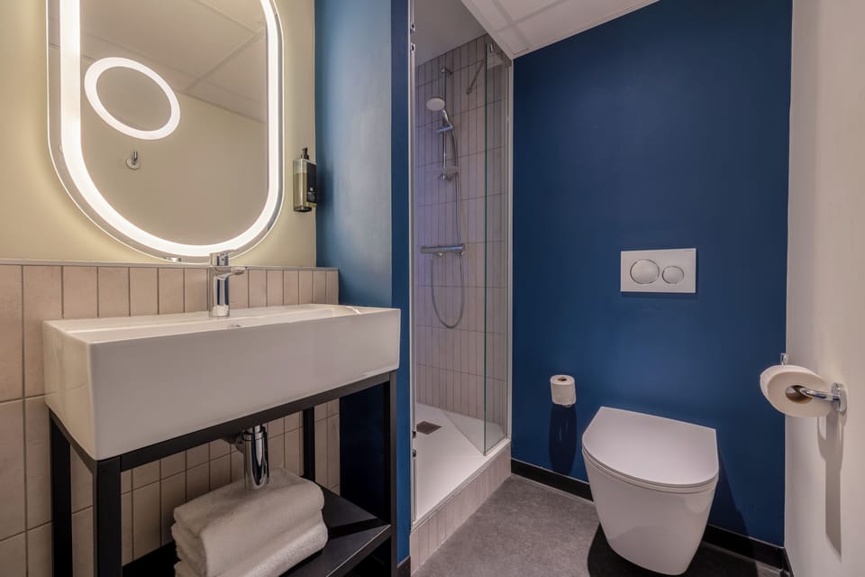 Room, Multiple Beds | Bathroom | Shower, eco-friendly toiletries, hair dryer, towels