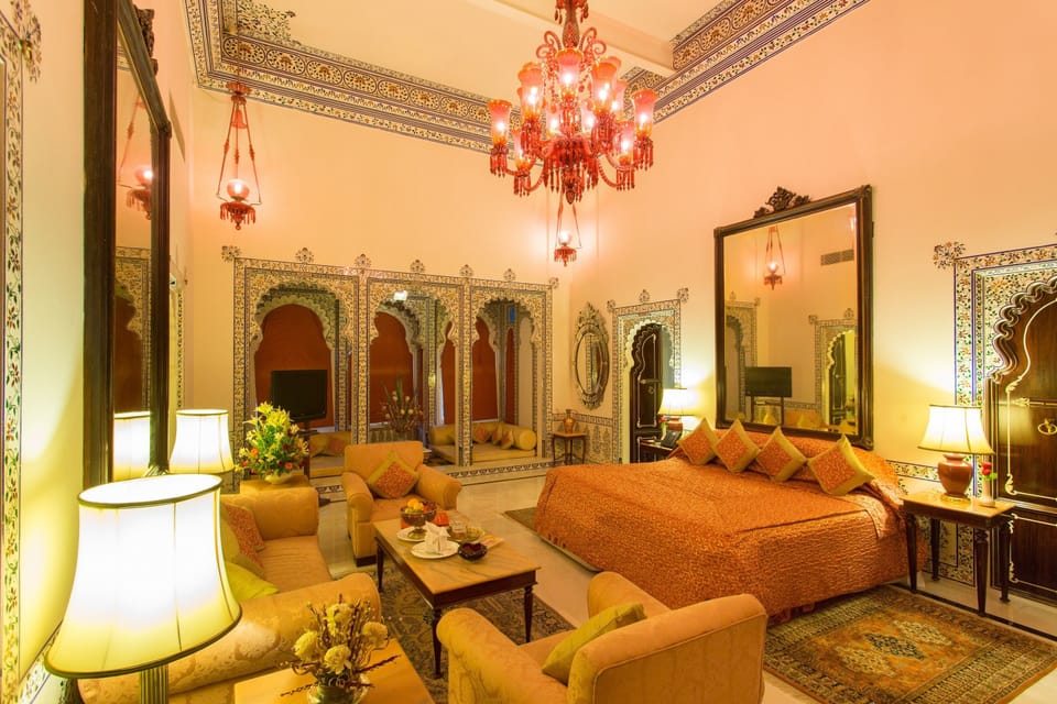 Royal Suite Lake View | Egyptian cotton sheets, premium bedding, Select Comfort beds, minibar