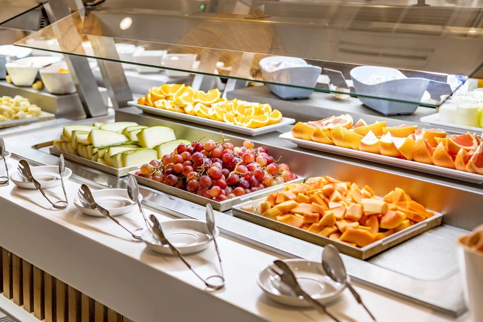 Daily buffet breakfast for a fee