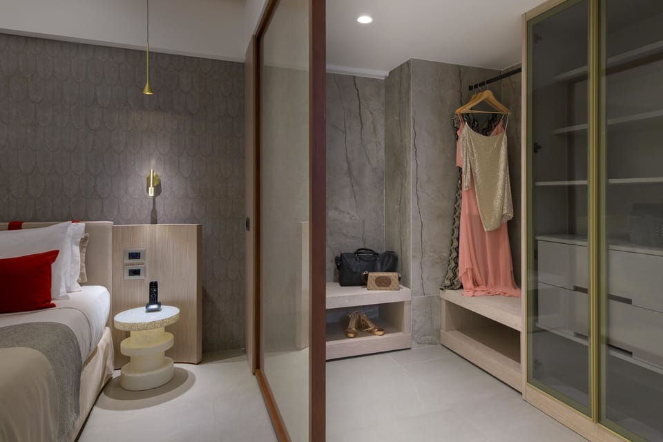 Superior Room, Sea View | Hypo-allergenic bedding available, in-room safe, desk, blackout drapes