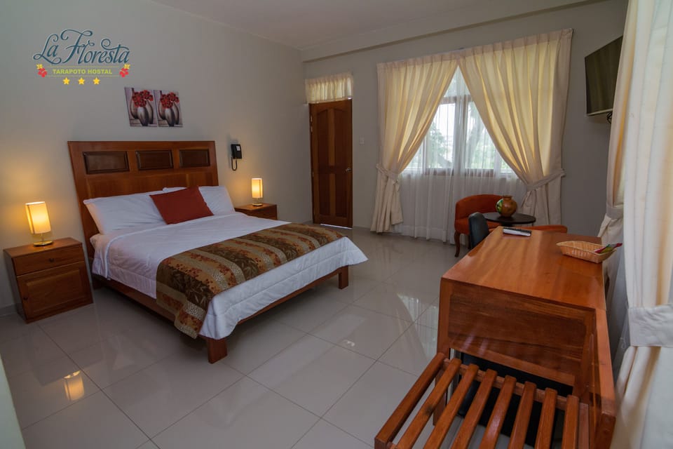 Superior Double Room, 1 King Bed | Premium bedding, down comforters, minibar, in-room safe