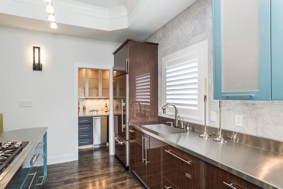 Whitehouse Kitchen and Bar with Scotsman Ice Maker