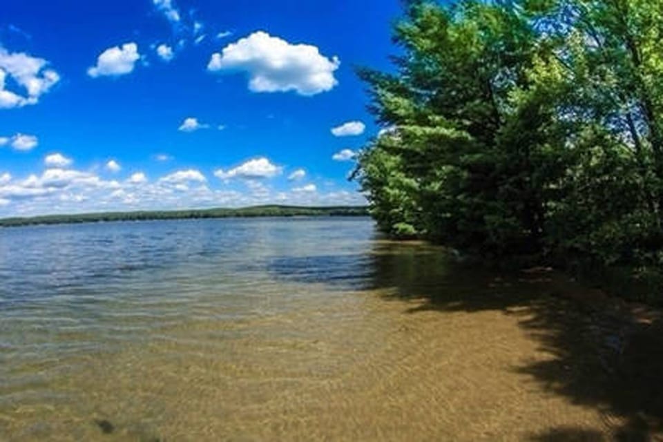 Gorgeous clear waters of Lake Margrethe