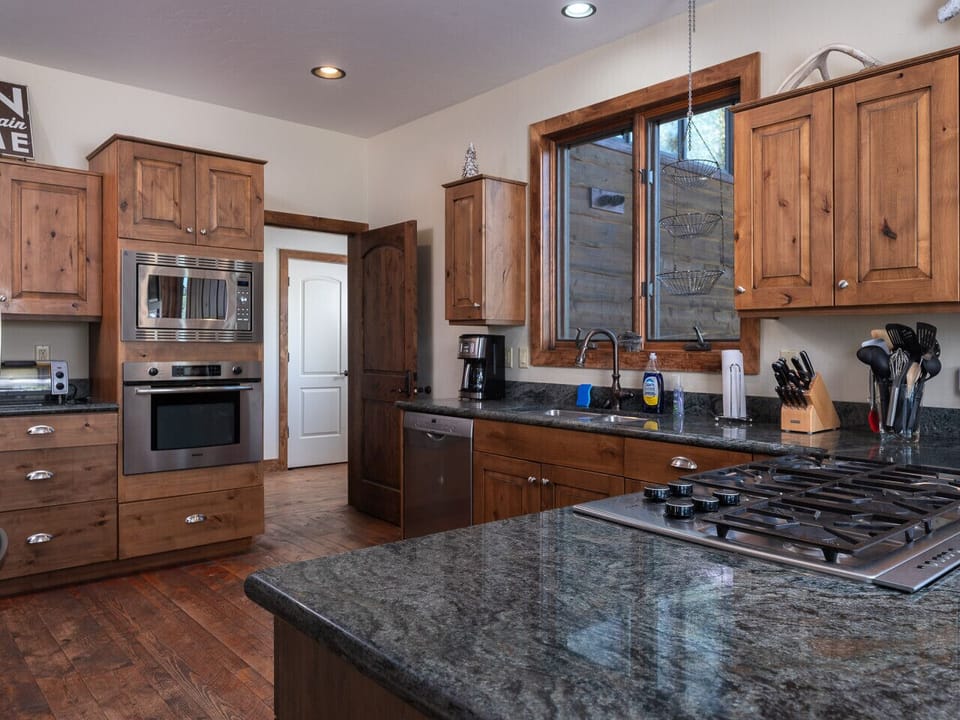 Right View of Kitchen