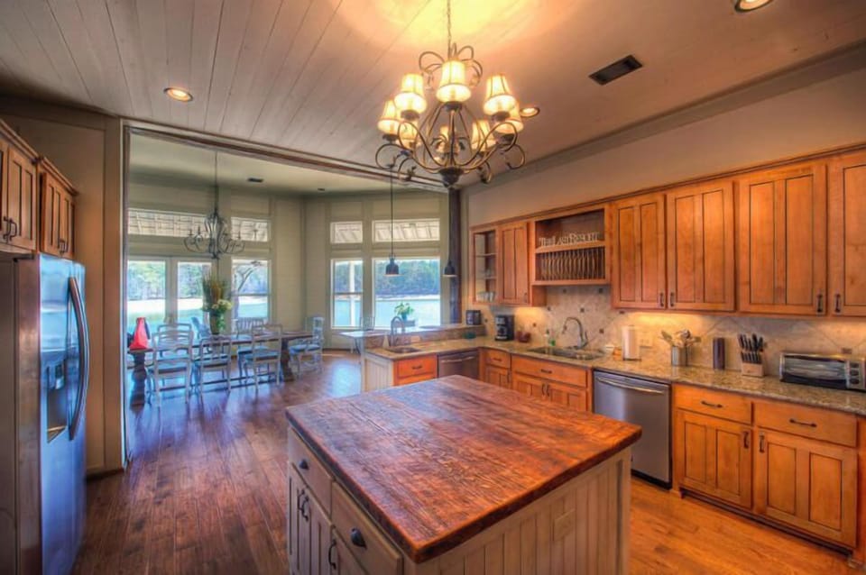 Main level gourmet kitchen