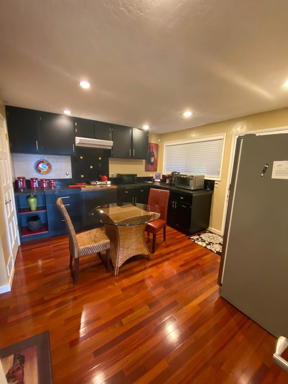 Countertop Oven ,Cuisinart Double Burners, crockpot and more 
