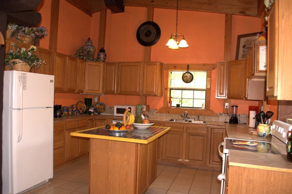 Kitchen: Microwave, coffee maker, toaster Air fryer and more.