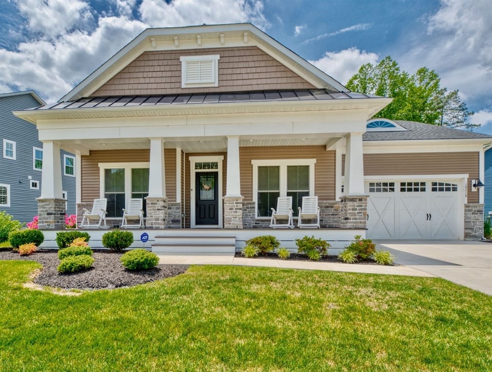 New Lewes 6BR, 4BA Coastal Club Luxury House w 4BR, 4BA, 2 MBR Suites