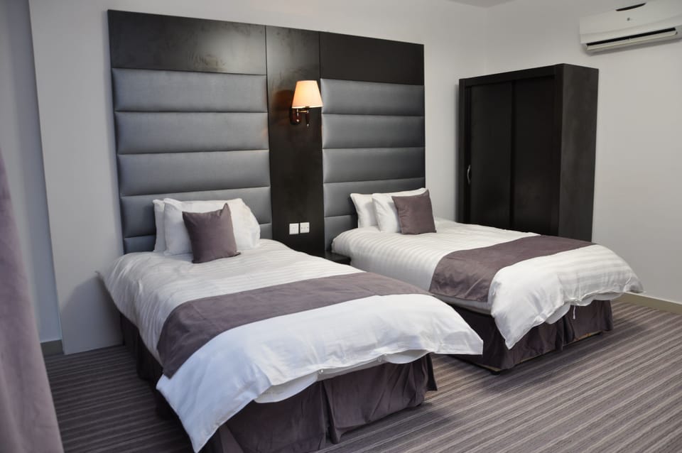 Minibar, in-room safe, desk, iron/ironing board (on request)
