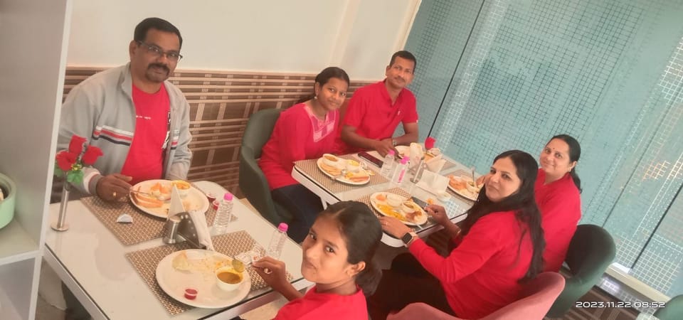 Daily buffet breakfast for a fee