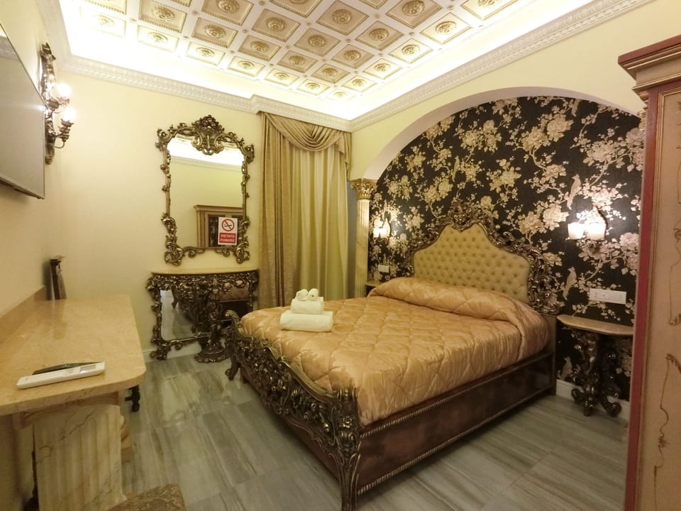 Exclusive Room, 1 Bedroom | Frette Italian sheets, premium bedding, down comforters