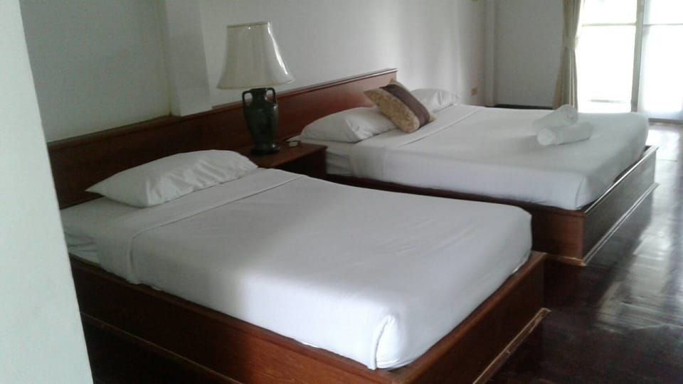 Standard Double Room | Rollaway beds, free WiFi, bed sheets