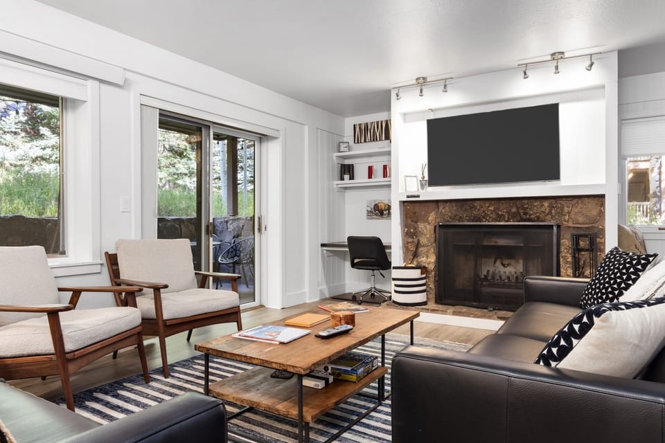 Living Room with Fireplace