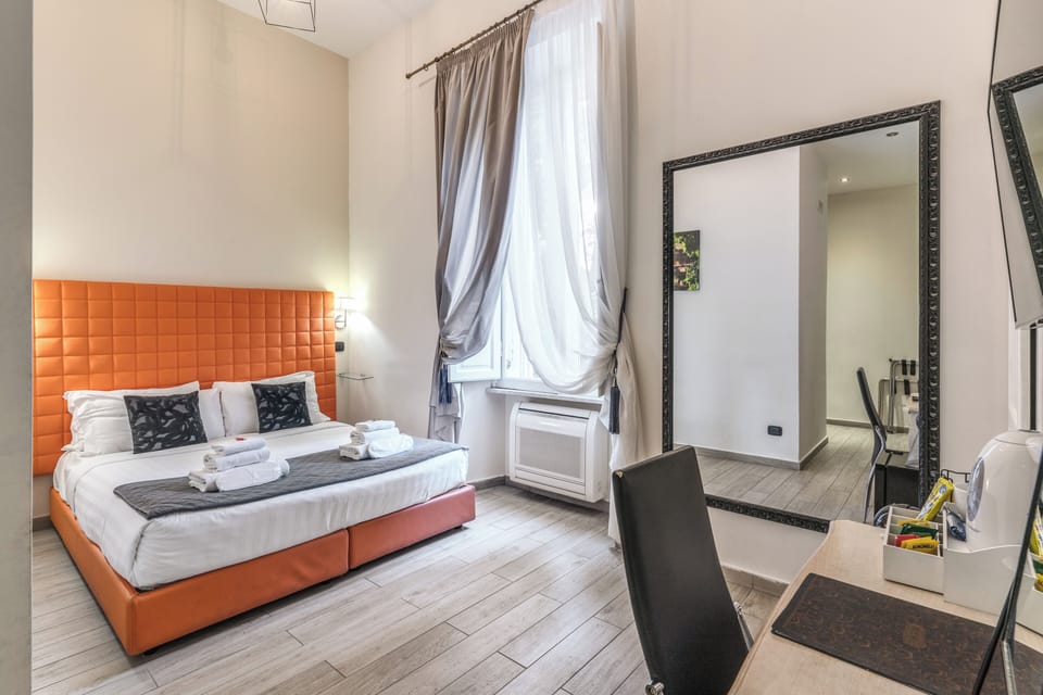 Family Suite | Premium bedding, minibar, in-room safe, desk