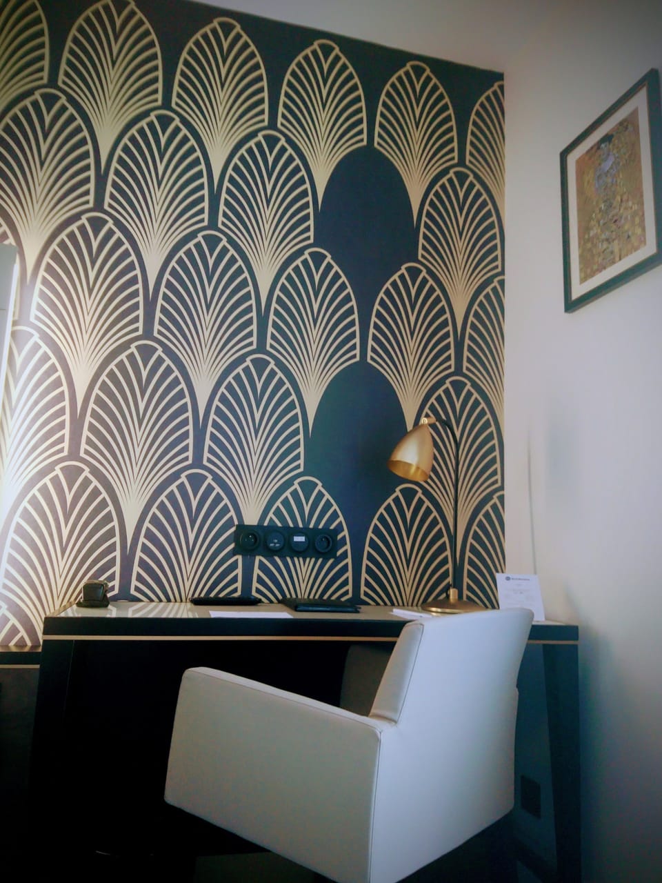 Family Room, 1 Queen Bed, Non Smoking, Kitchenette (with Sofabed) | Room amenity