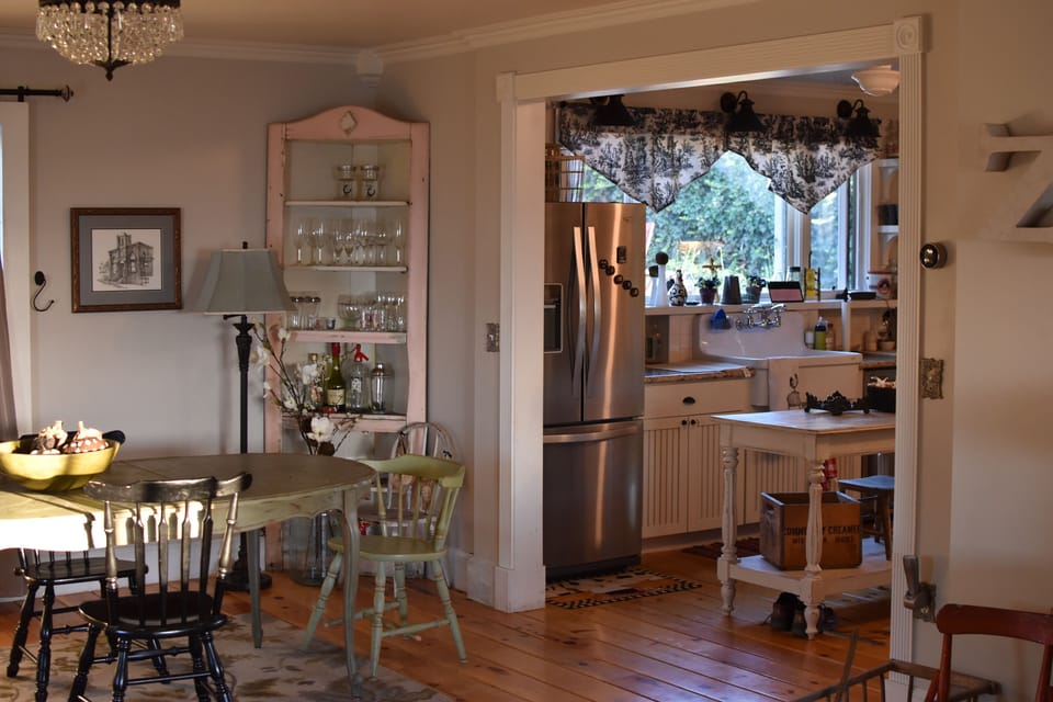Dining area and kitchen - upper level