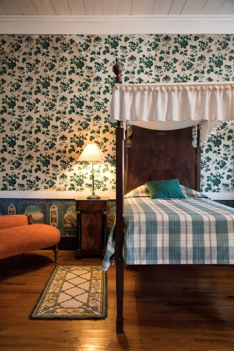 Standard Double Room | Individually decorated, individually furnished, desk, laptop workspace