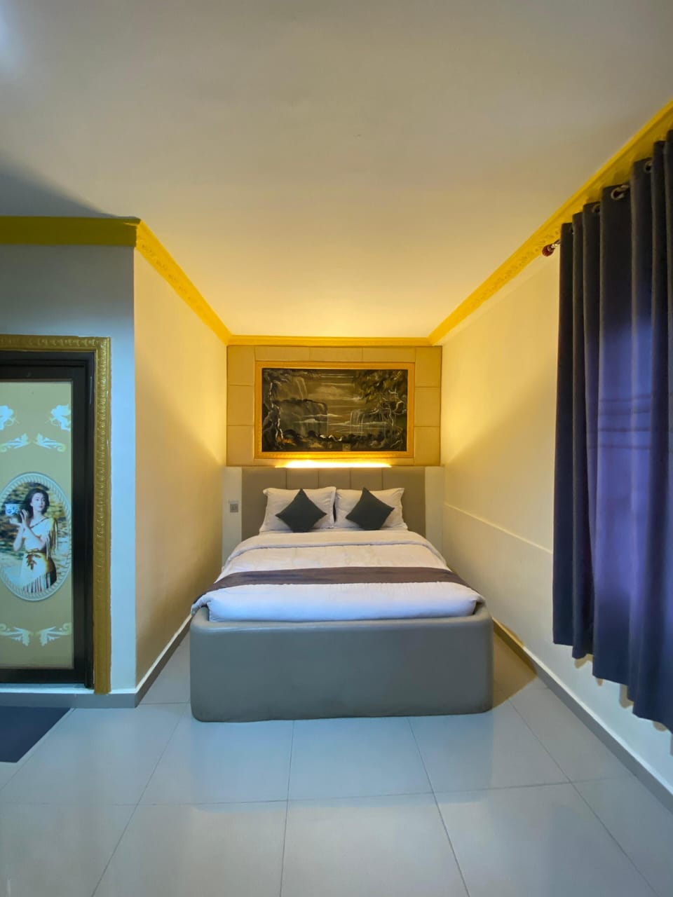 Deluxe Room | Desk, WiFi (free)