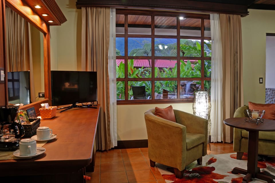 Junior Double Room, 1 King Bed | In-room safe, desk, blackout drapes, iron/ironing board
