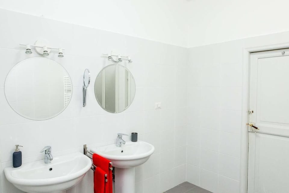 Free toiletries, hair dryer, bidet, towels
