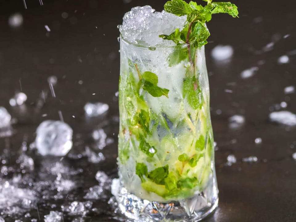 Cocktail bar