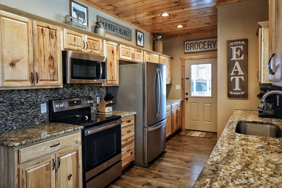 A fully stocked gourmet kitchen!