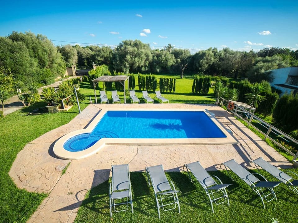 Holiday Home Swimming Pool