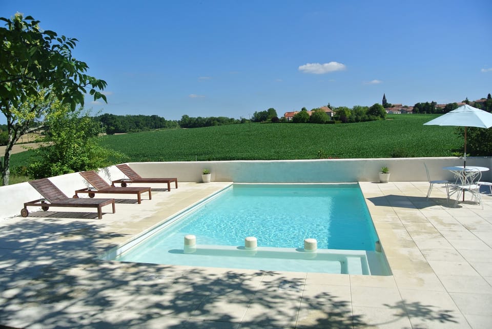 Private South Facing Swimming Pool