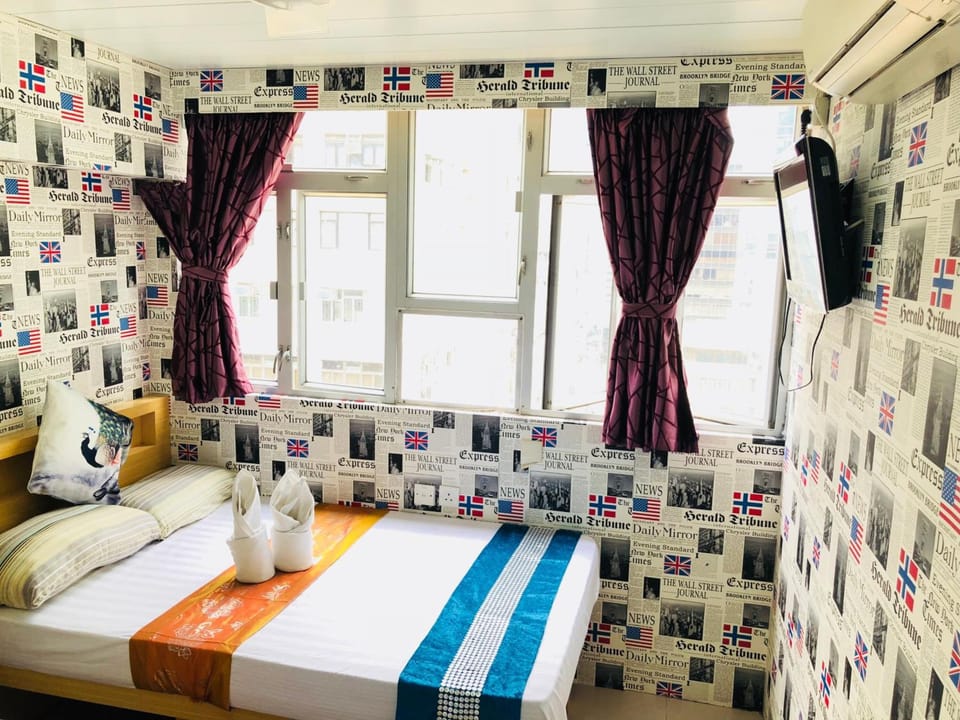 In-room safe, desk, soundproofing, iron/ironing board