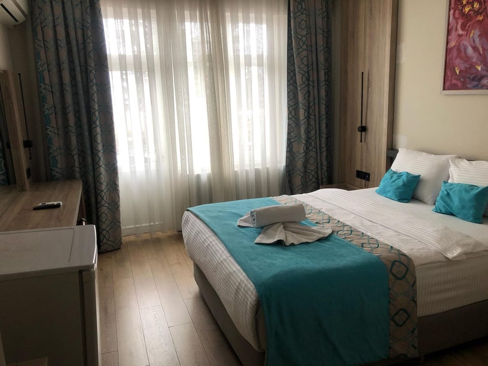 Premium bedding, minibar, in-room safe, individually decorated