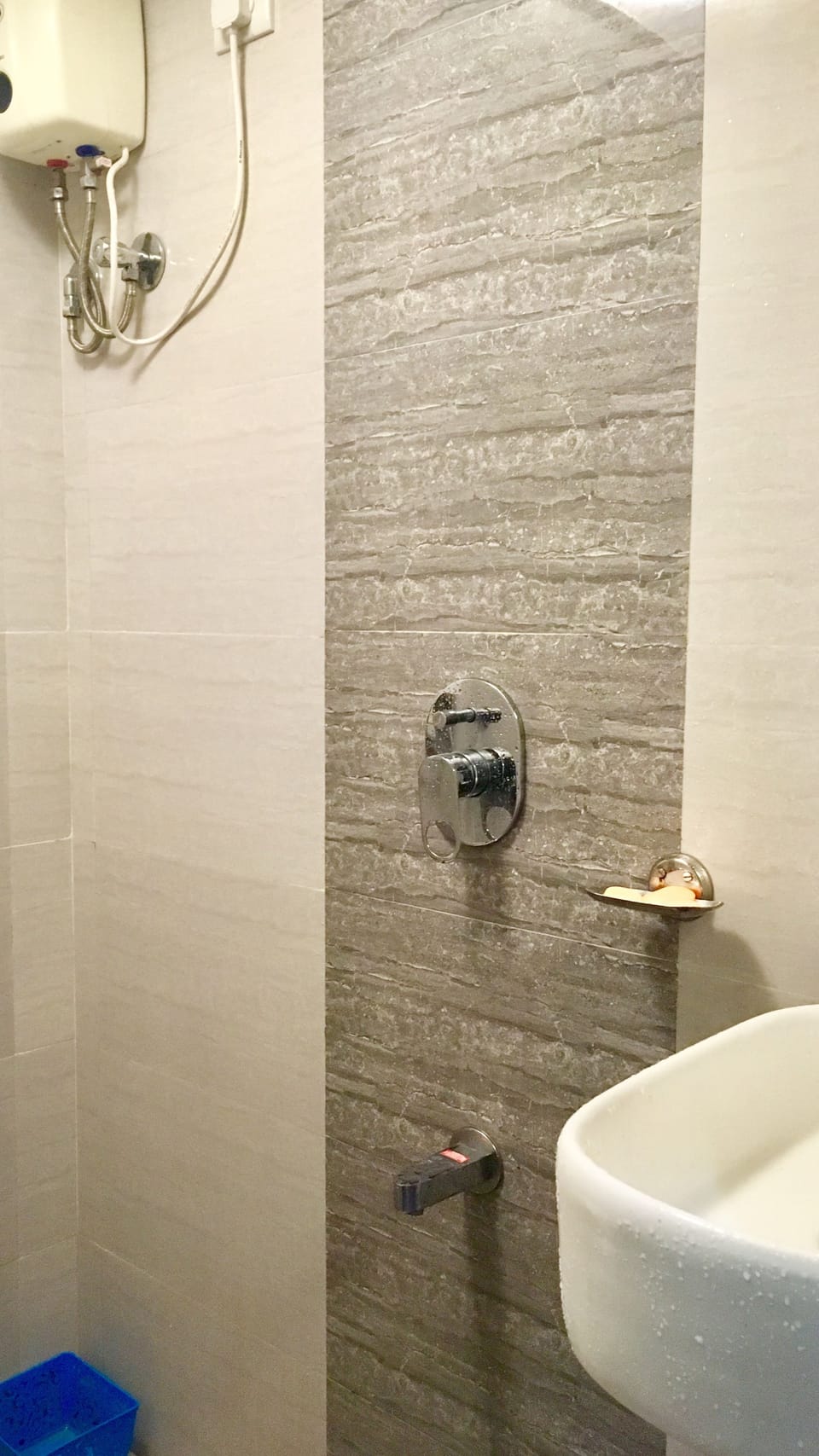 Shared Dormitory, Men only, City View | Bathroom | Shower, free toiletries, slippers, towels
