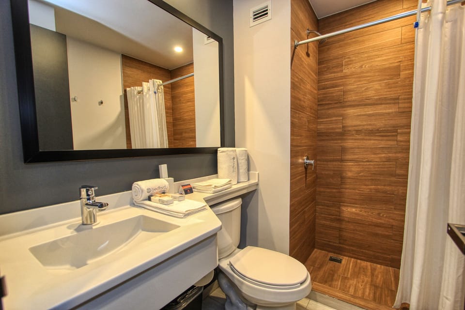 In-room safe, desk, blackout drapes, soundproofing