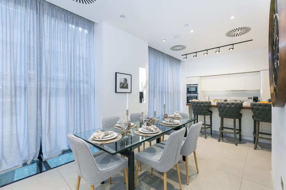 Deluxe Apartment | In-room dining