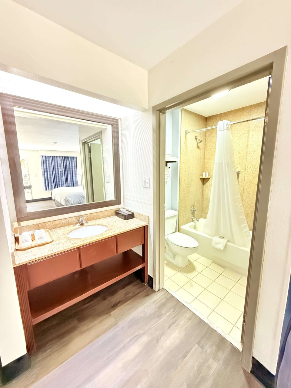 Desk, blackout drapes, iron/ironing board, free WiFi