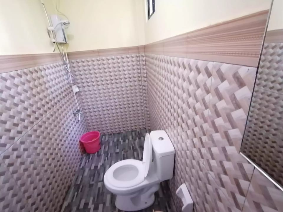 Shower, towels