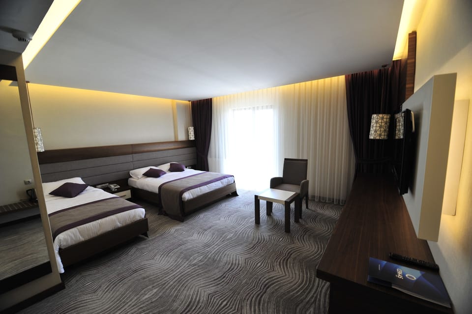 Minibar, in-room safe, desk, soundproofing