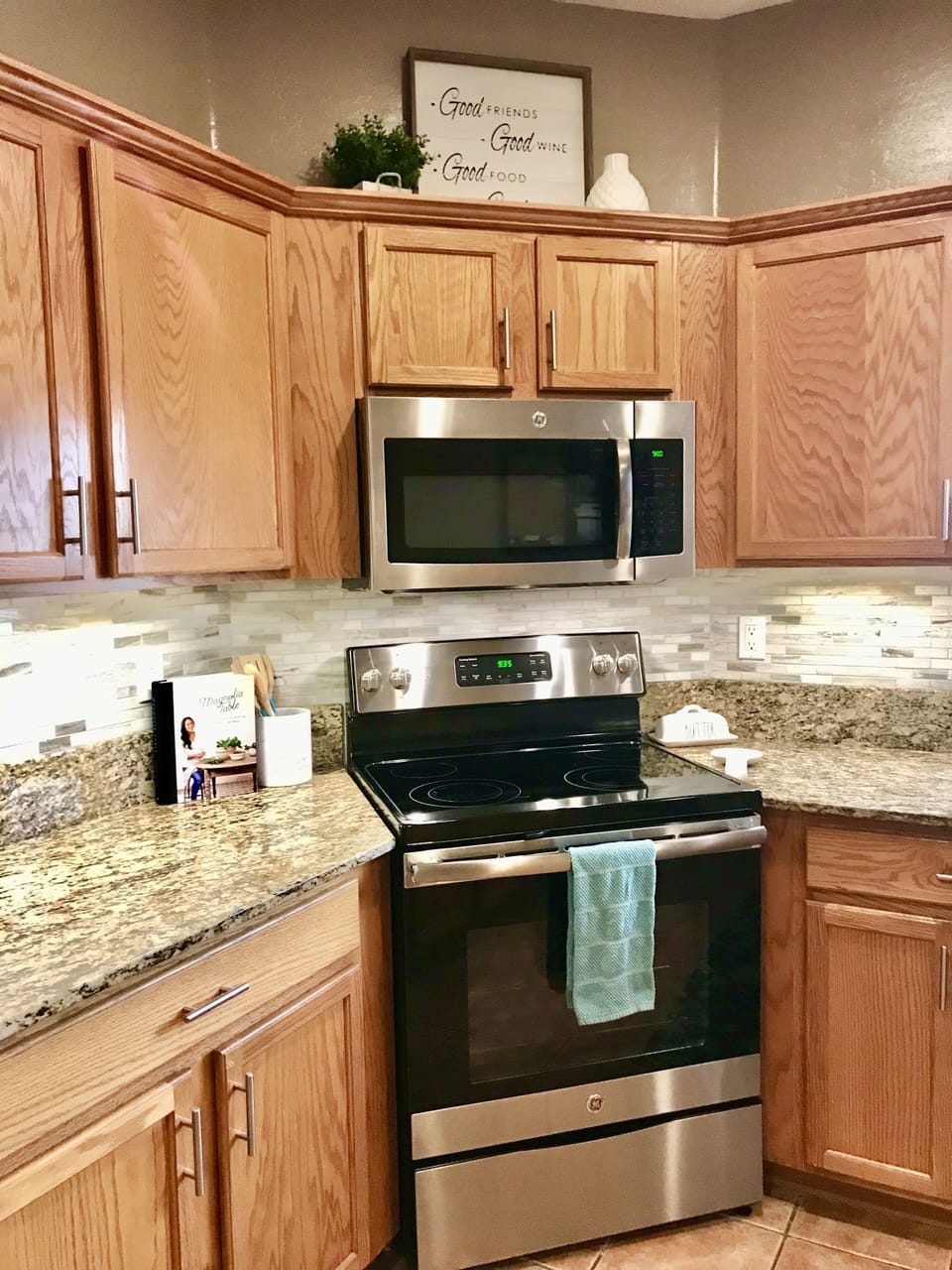 Beautiful updated Marple Backsplash 