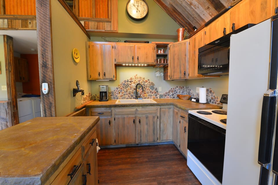 Main floor kitchen